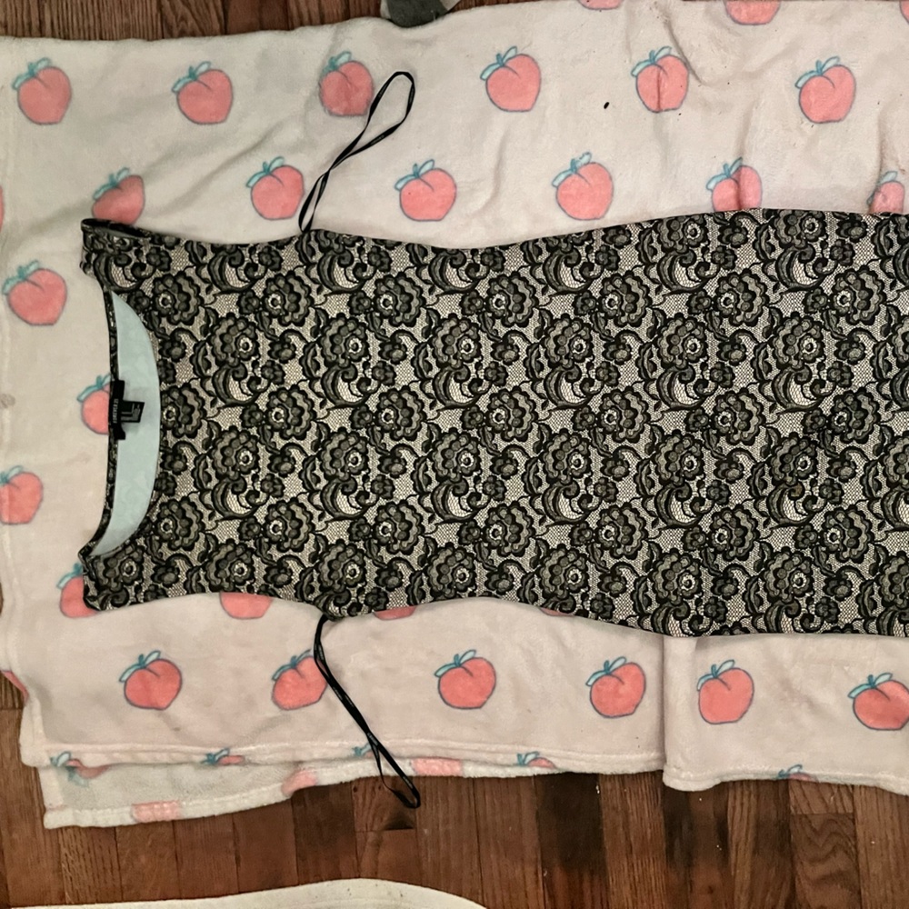 Forever 21 tan and black dress S